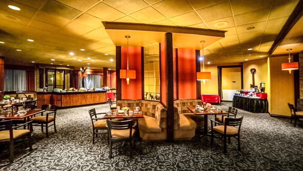 Magnuson Grand & Conference Center Somerset-Bridgewater ภายนอก รูปภาพ