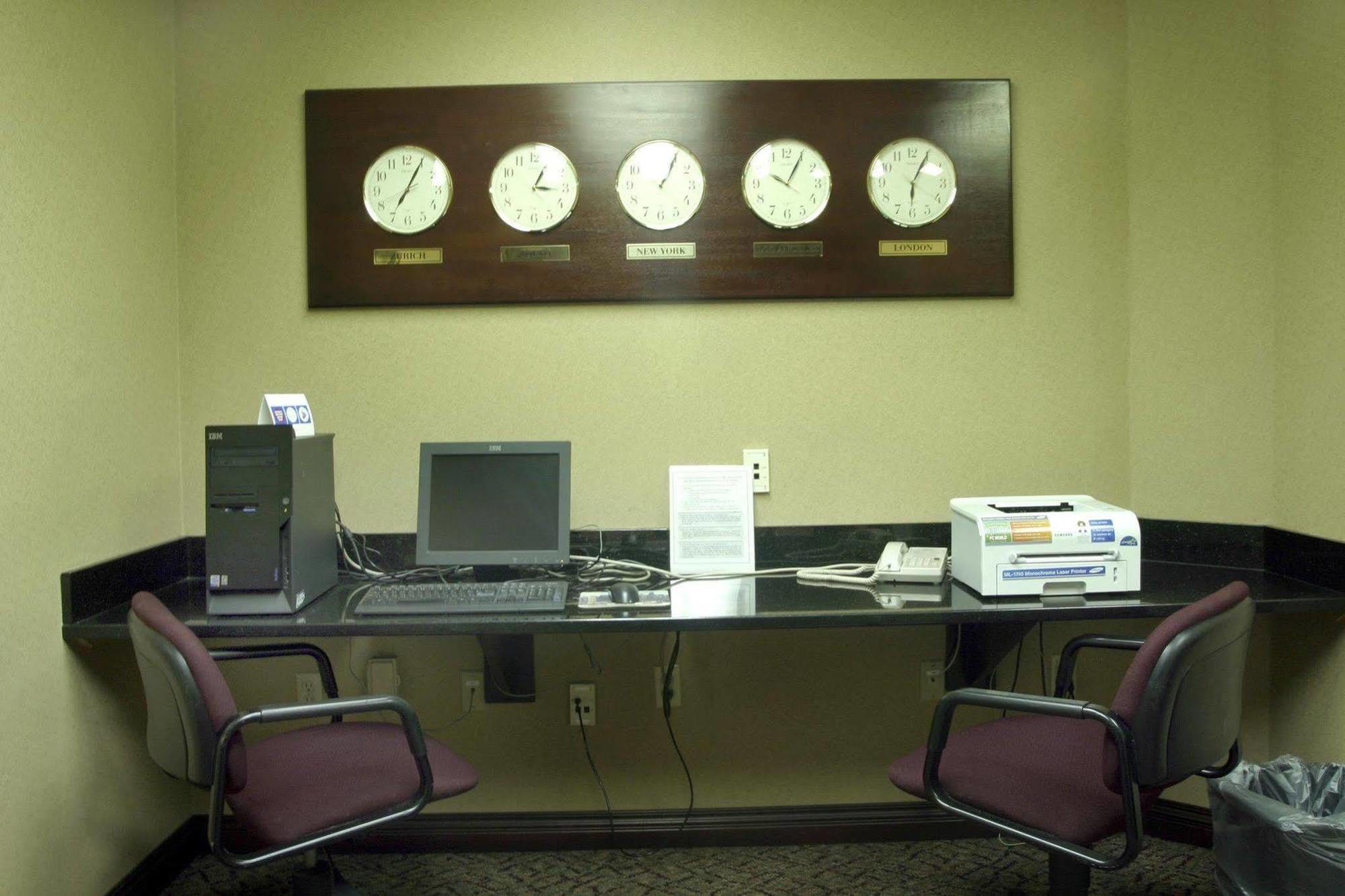Magnuson Grand & Conference Center Somerset-Bridgewater ภายนอก รูปภาพ